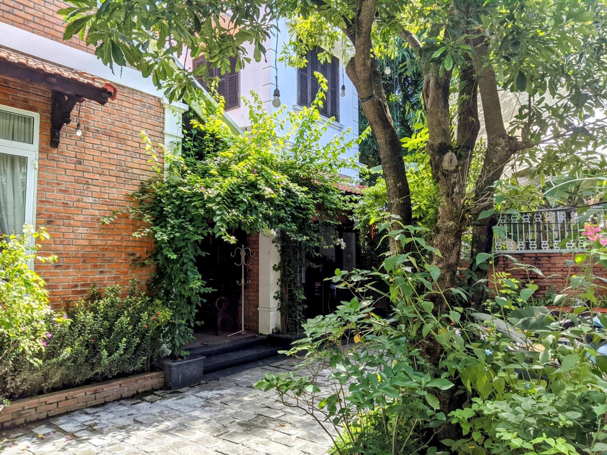 Q' Homestay & Villa Garden Hue Exterior photo