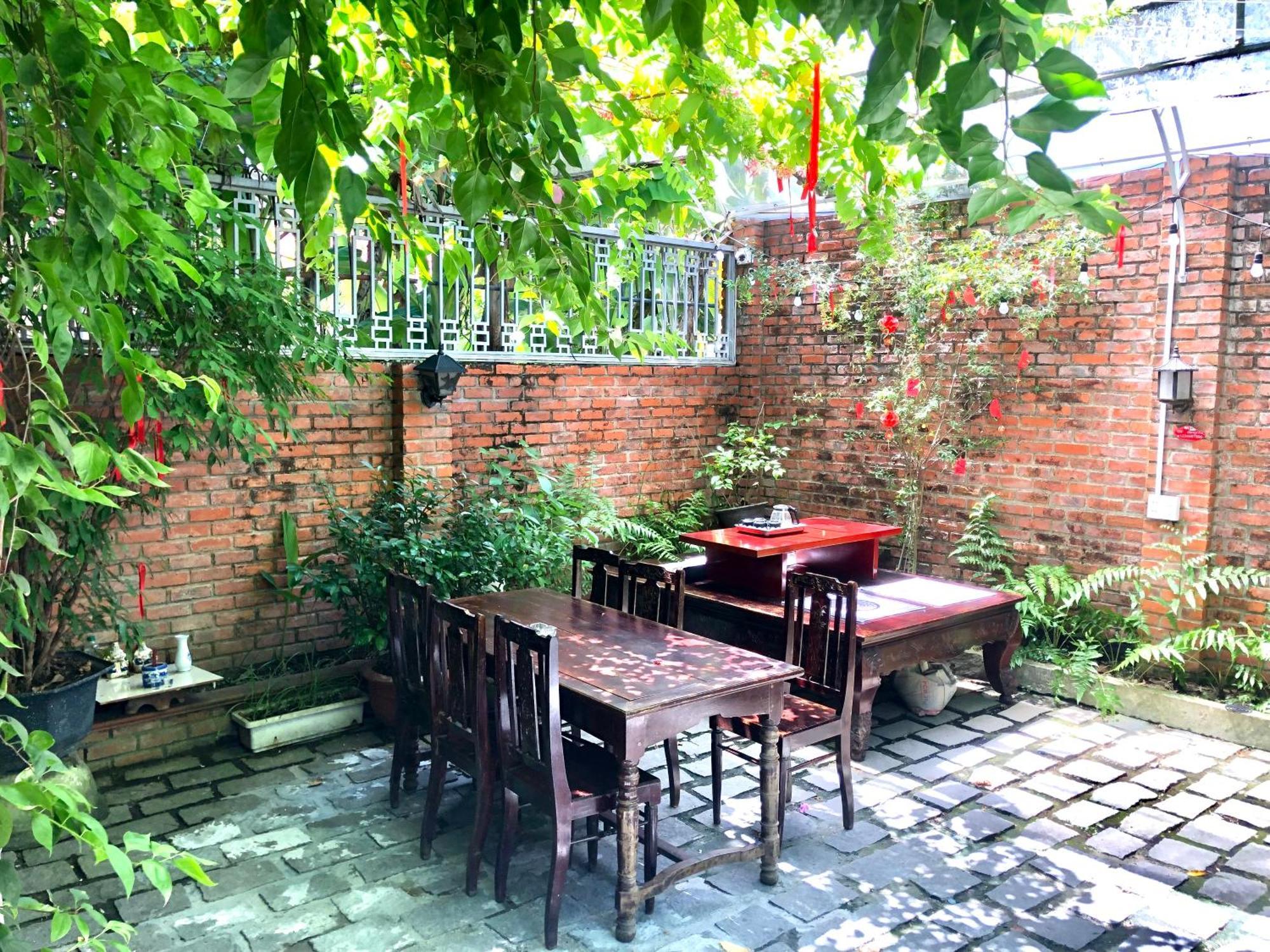 Q' Homestay & Villa Garden Hue Exterior photo